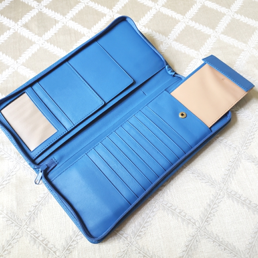 Royce brand fine leather wallet & card holder. New.